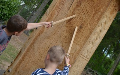 Beowulf carving