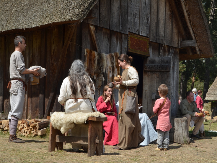 Anglo-Saxon family meal